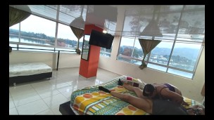 Esposa Puta Se Escapa Y Folla Con El Jefe De Su Cornudo Marido Le Encanta El Cuckold Y El Swinger